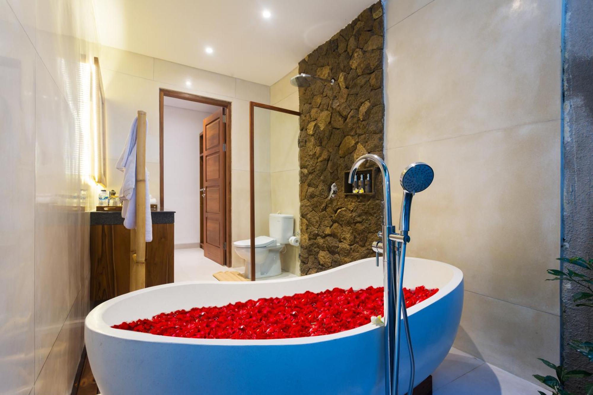 De Metra Villa Ubud By Pramana Villas Exterior photo