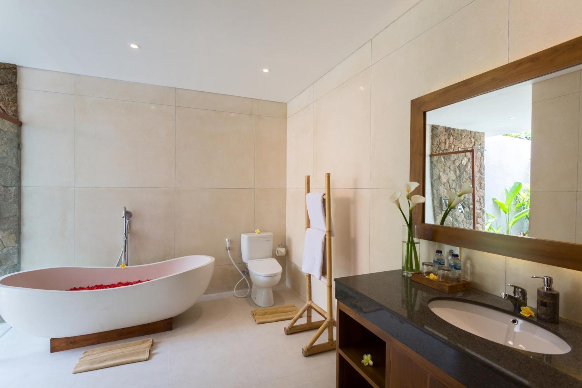 De Metra Villa Ubud By Pramana Villas Exterior photo